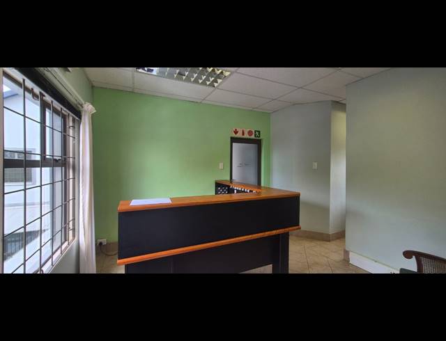 83M² OFFICE FOR SALE IN GILLITTS